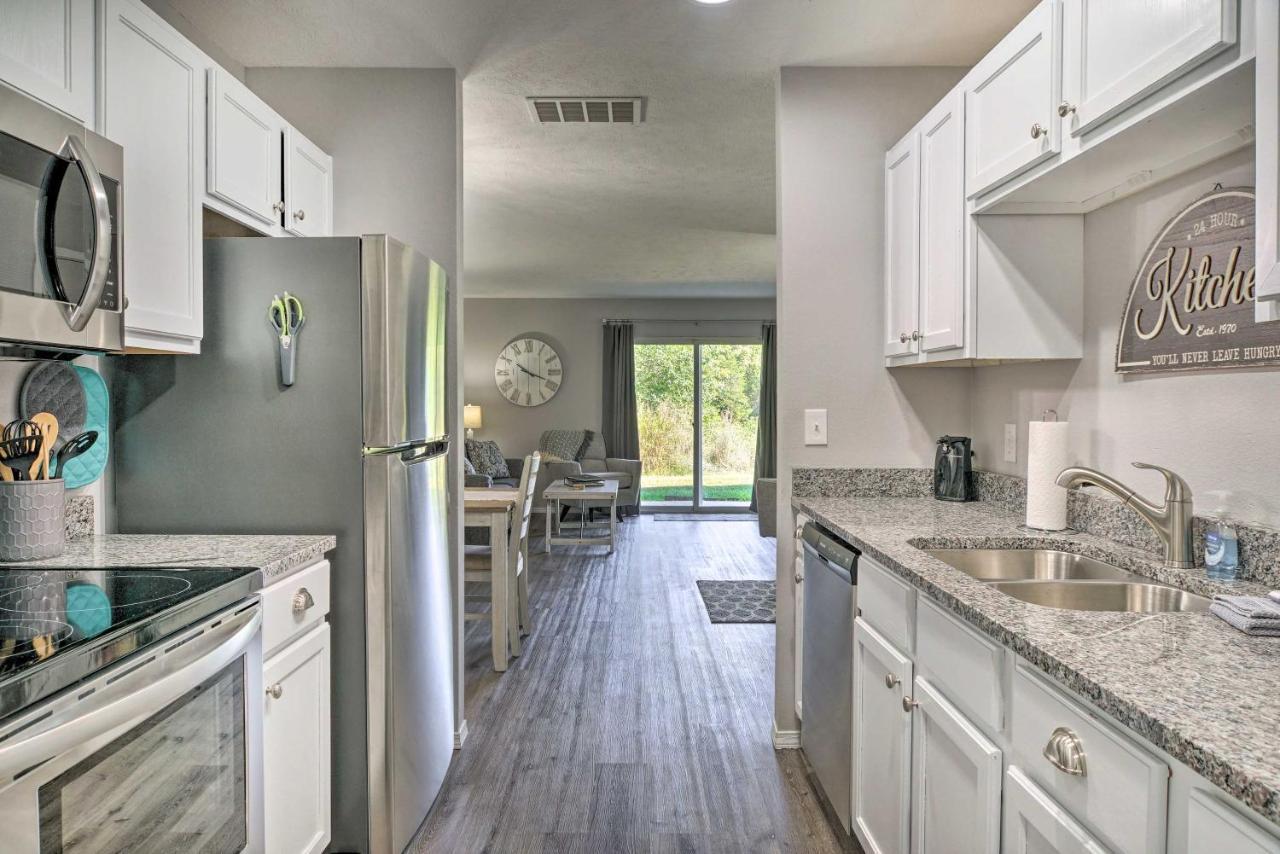 בראנסון Cozy Condo With Pool Access, 5 Mi To Table Rock Lake מראה חיצוני תמונה